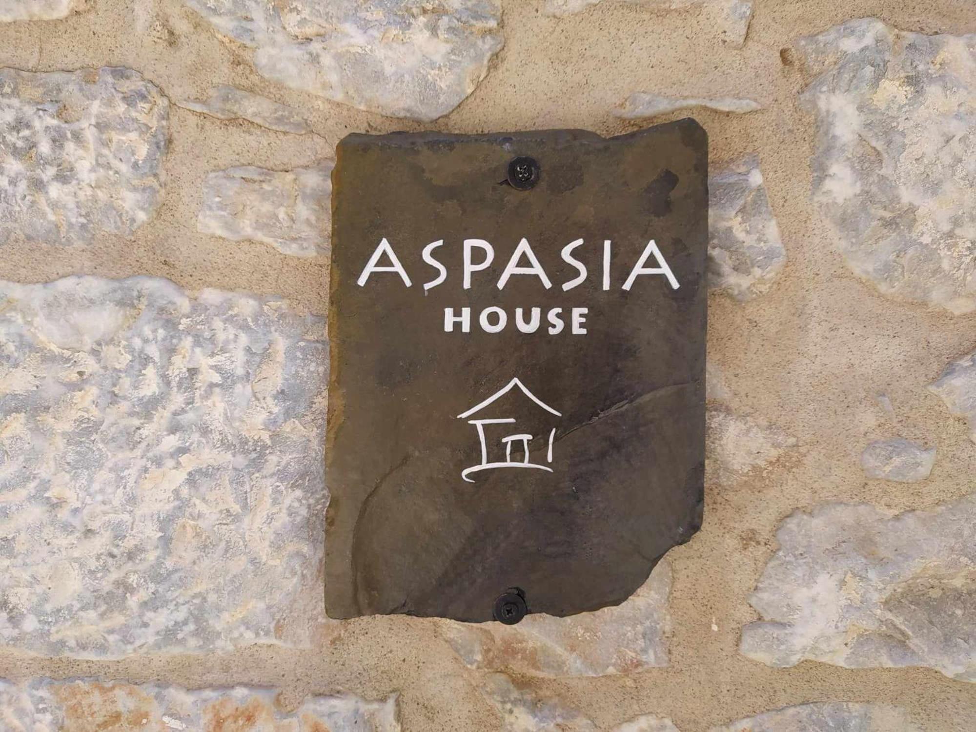 Aspasia House Oitylo Eksteriør billede